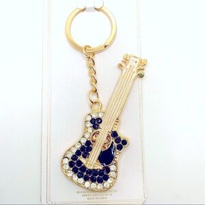NWT Purse charm key holder Guitar Crystal in black and white